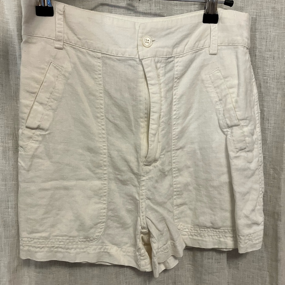Carbon38 Women's Linen White Shorts